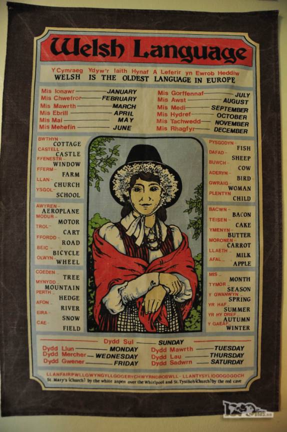 Pequeno dicionário galês em Casa de Chá em Gaiman, cidade na Patagônia, na Argentina